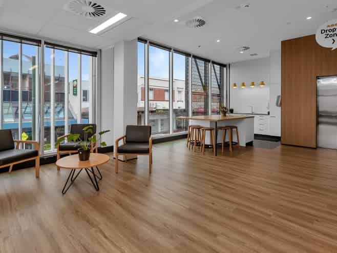 Strong tenant. Solid returns. Ready to transact.