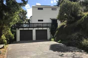 60 Soleares Avenue, Mount Pleasant