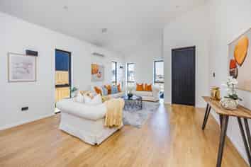 8 Gertrude Cole Road, Clarks Beach