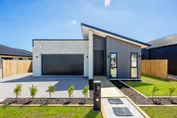 8 Gertrude Cole Road, Clarks Beach