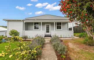 15 View Road, Hikurangi