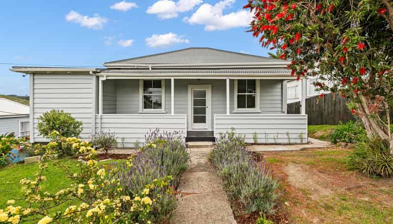 15 View Road, Hikurangi