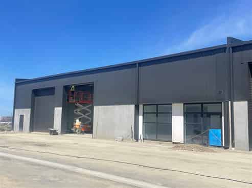 Brand New Freehold Warehouse Unit