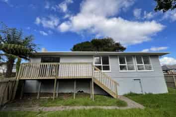 303 Blockhouse Bay Road, Blockhouse Bay