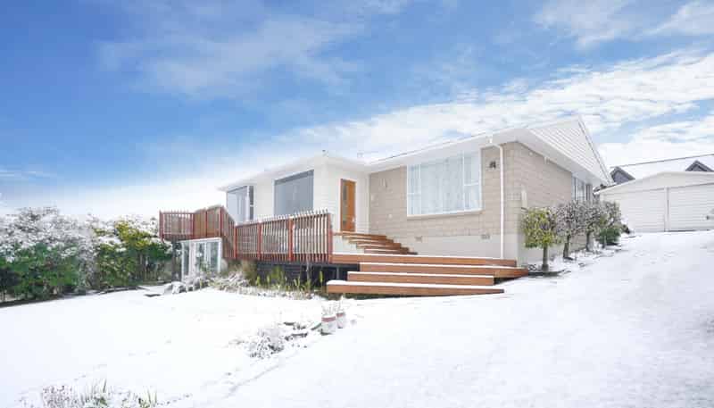 6 Madeley Road, Mount Pleasant