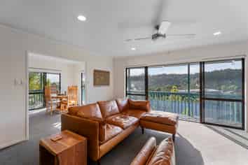 63 Pemberton Avenue, Bayview