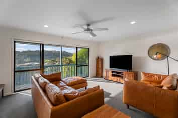 63 Pemberton Avenue, Bayview