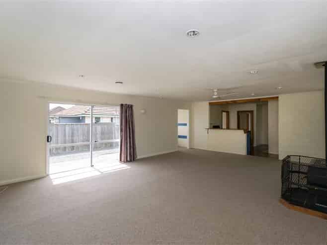 186 Maxwell Road, Redwoodtown