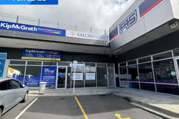 Standout Retail space - Howick Hotspot!