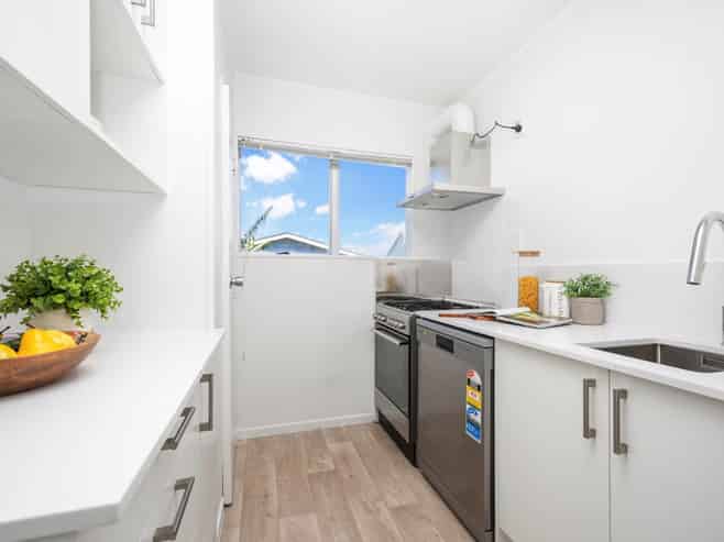 3 & 8/60 Hutton Street, Otahuhu