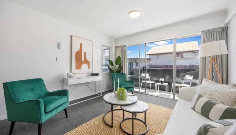 3 & 8/60 Hutton Street, Otahuhu