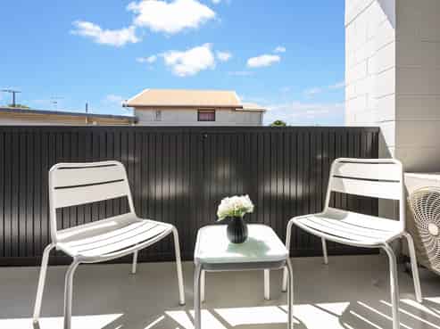 3 & 8/60 Hutton Street, Otahuhu