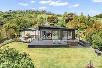 53 North Ridge Rise, Maunu