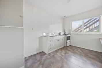 3/43b Milton Road, Mount Eden