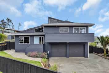 104 Memorial Drive, Parahaki