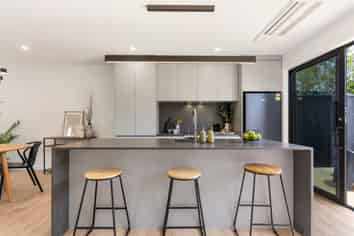 6/51 Taipari Road, Te Atatu Peninsula