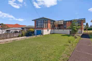 7 Lorraine Avenue, Mount Albert