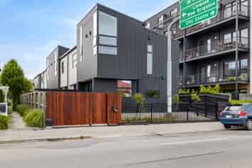 2/276 Barbadoes St, Christchurch Central