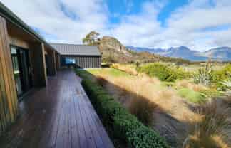 1 Lookout Drive, Closeburn