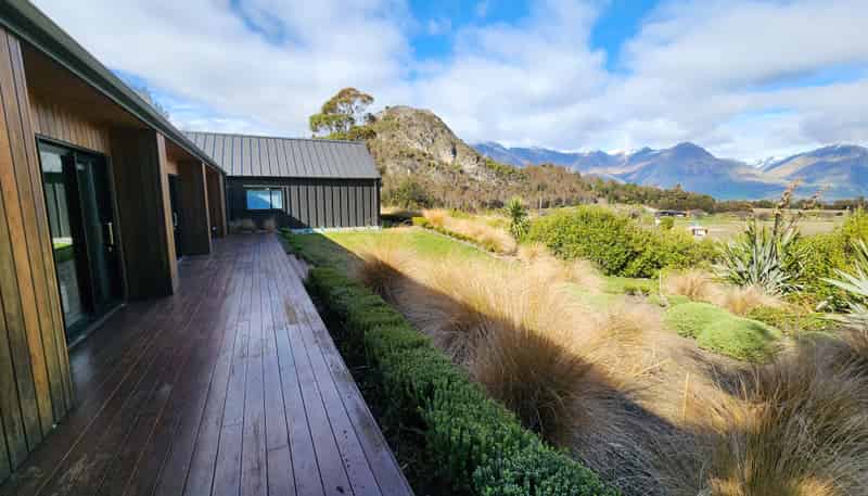 1 Lookout Drive, Closeburn