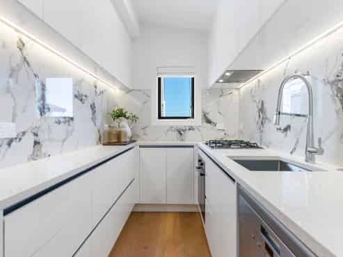 33 Ballymore Drive, Pinehill