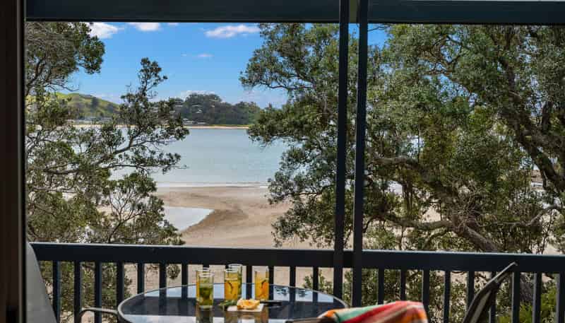 93 Rapata Road, Oakura