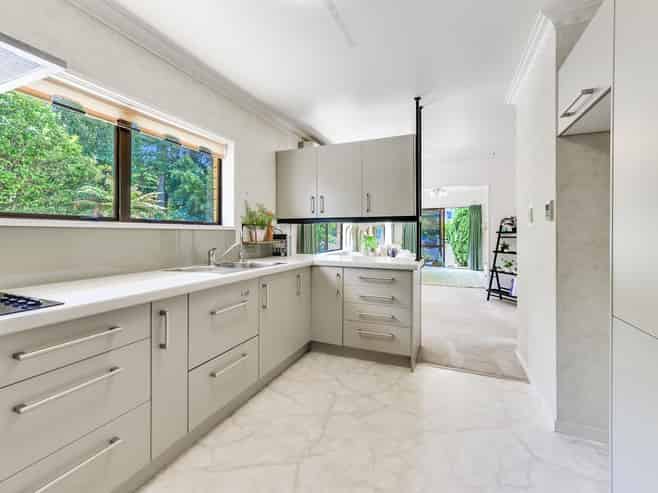 13B Jennifer Place, Chartwell