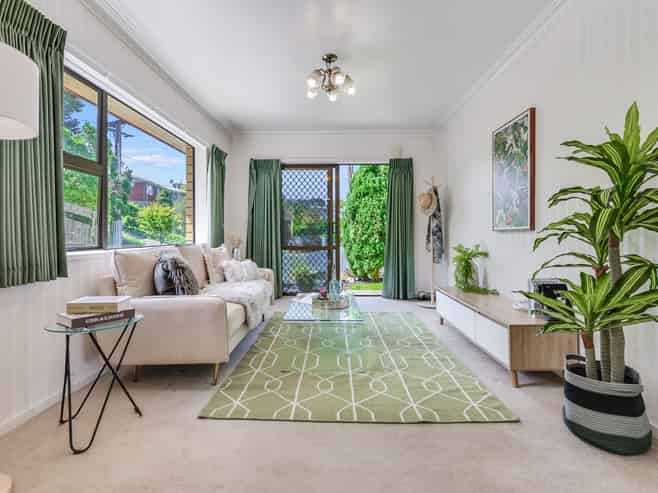 13B Jennifer Place, Chartwell