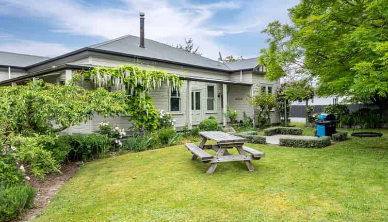 13 Main Road, Pleasant Point