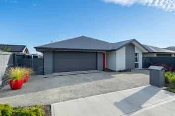 6 Carmello Grove, Richmond