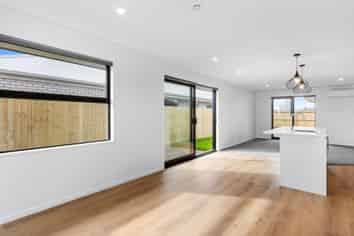 165 Milns Road, HALSWELL