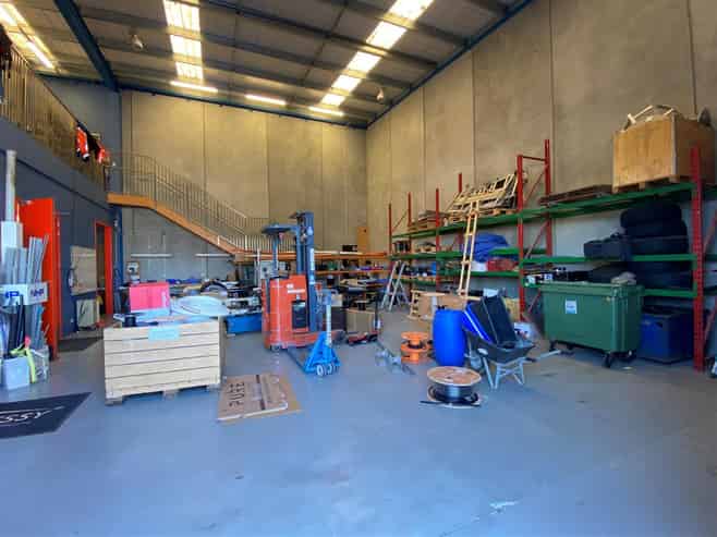 Premium Office Skewed Industrial