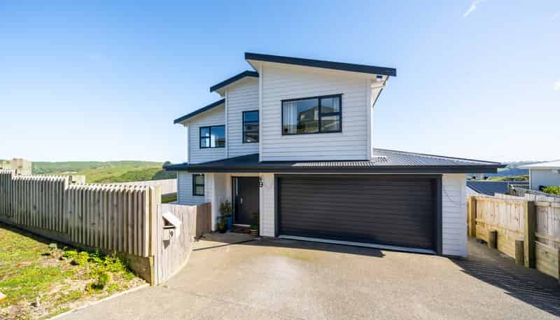 9 Antigua Way, Grenada Village