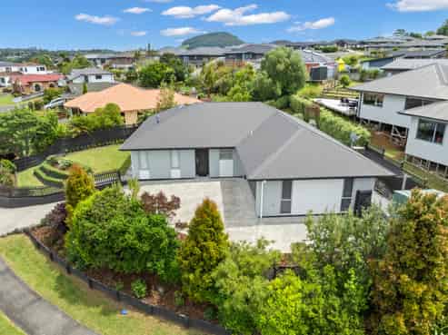 23 Pebble Beach Boulevard, Kamo