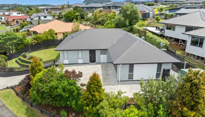 23 Pebble Beach Boulevard, Kamo