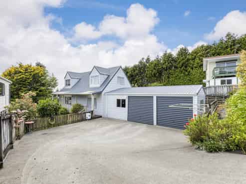 79 Queens Road, Glen Avon