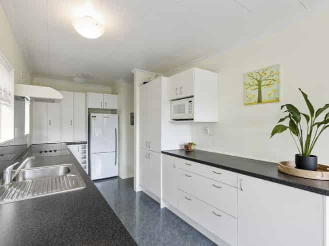 79 Queens Road, Glen Avon