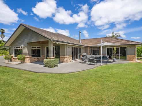 66 Austin Road, Maunu