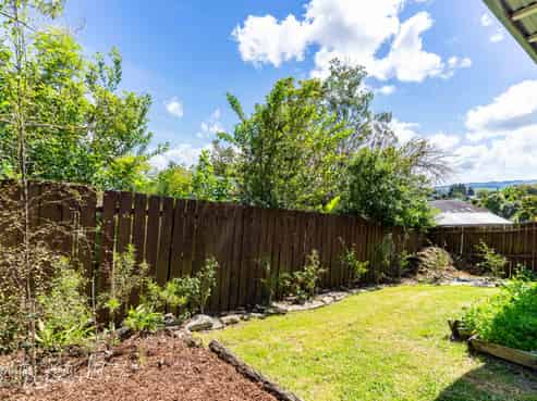 5A Whaka Street, Maungaturoto