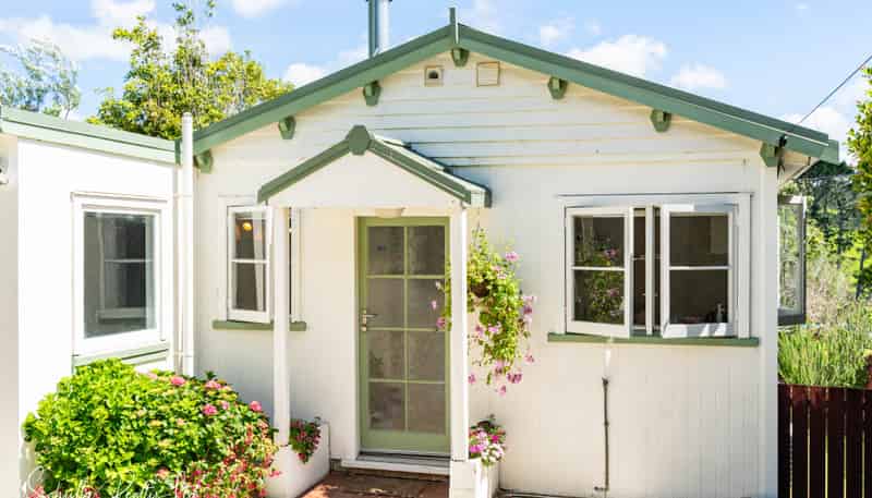 5A Whaka Street, Maungaturoto