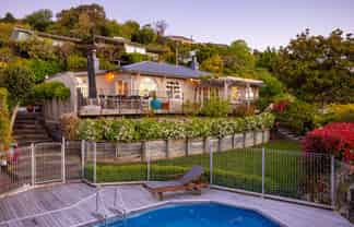 16 Champion Terrace, Moana