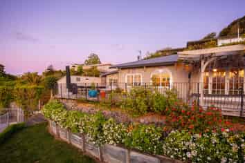 16 Champion Terrace, Moana