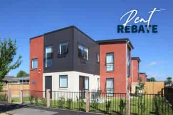 1C/7 Greta Street, Glenview