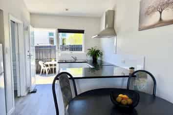 2/8 Heretaunga Avenue, Onehunga