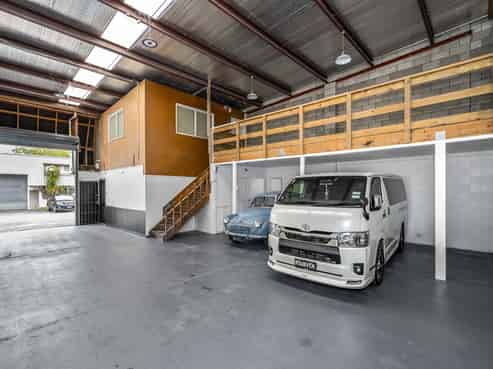 Recently refurbished with vacant possession