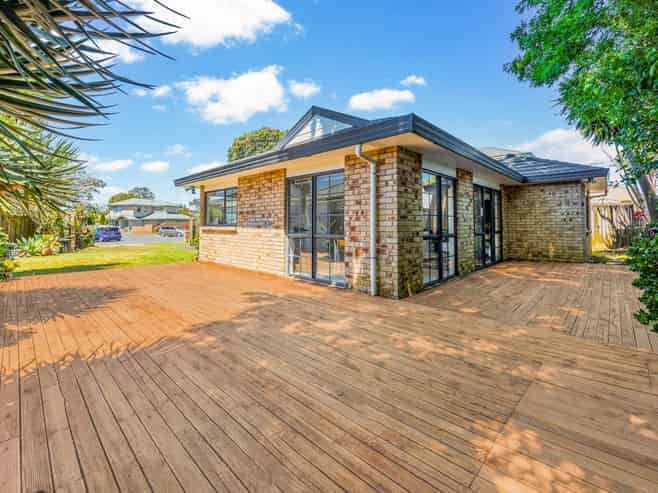 35 Enuamanu Road, Favona