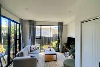 3/28 Lavelle Road, Henderson