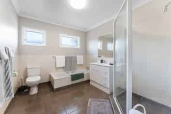 36 Valley View Road, Glenfield