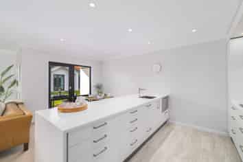 20 Radcliffe Road, Northwood