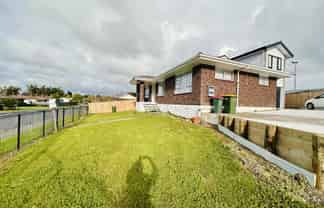 86 Rosehill Drive, Papakura